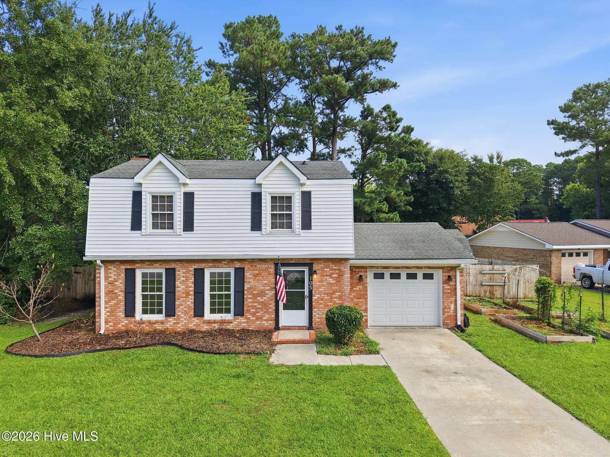 105 Hillside Court, Jacksonville