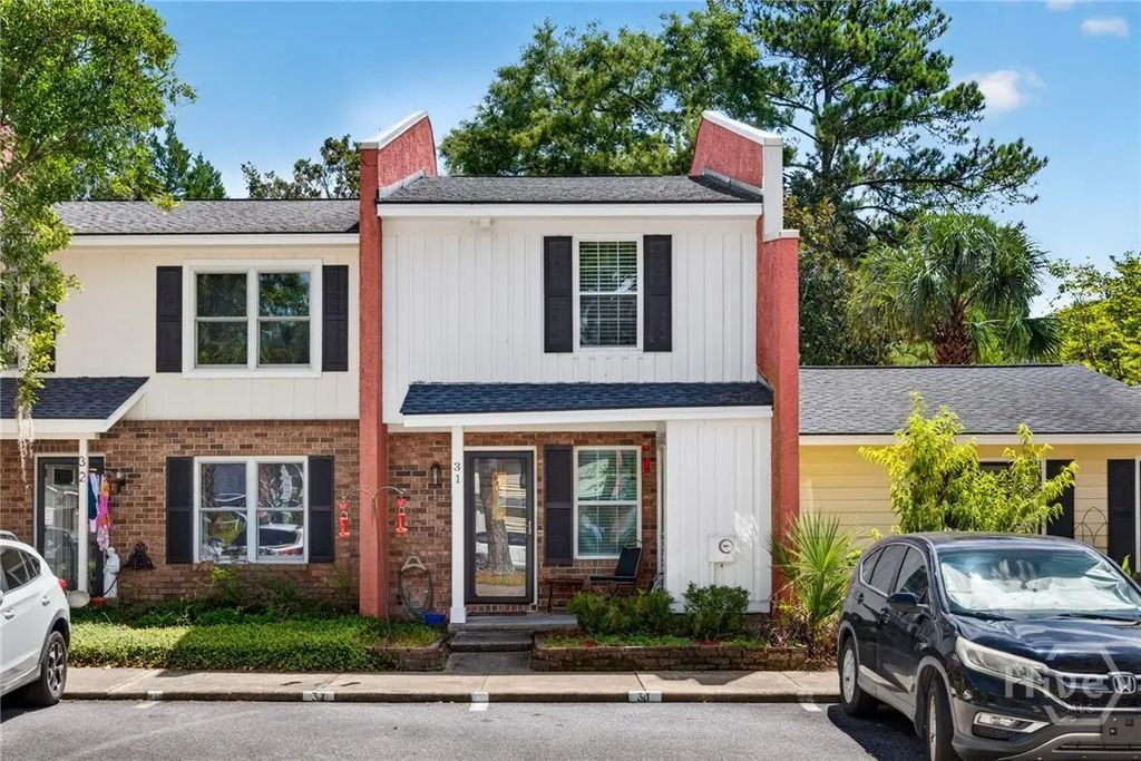 31 Helmsman Court, Savannah