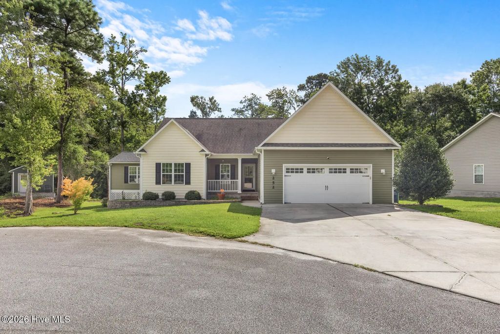 252 Derby Downs Drive, Sneads Ferry