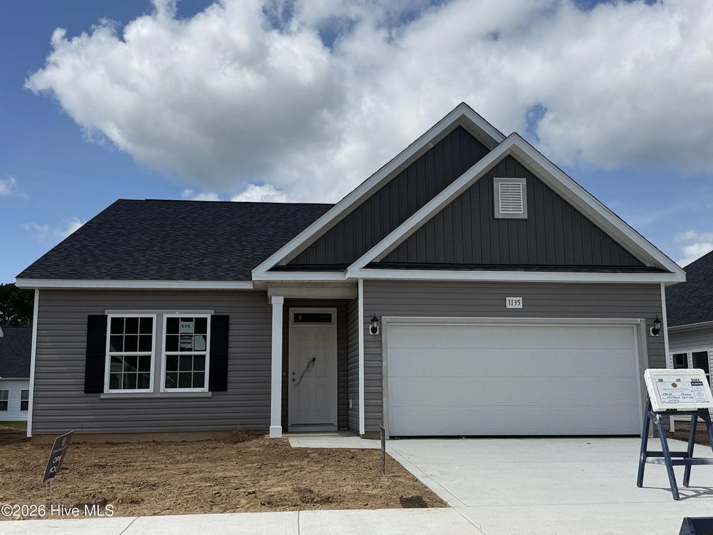 1135 Forest Bend Drive Nw, Ash
