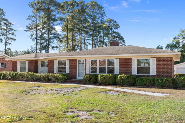 9055 W West Marlboro Road, Farmville