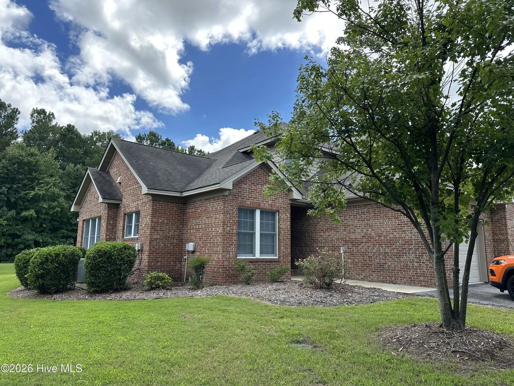 136 Golf Club Drive A, Elizabeth City