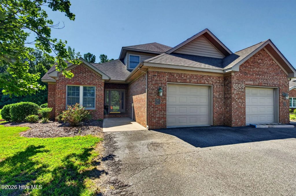 136 Golf Club Drive A, Elizabeth City