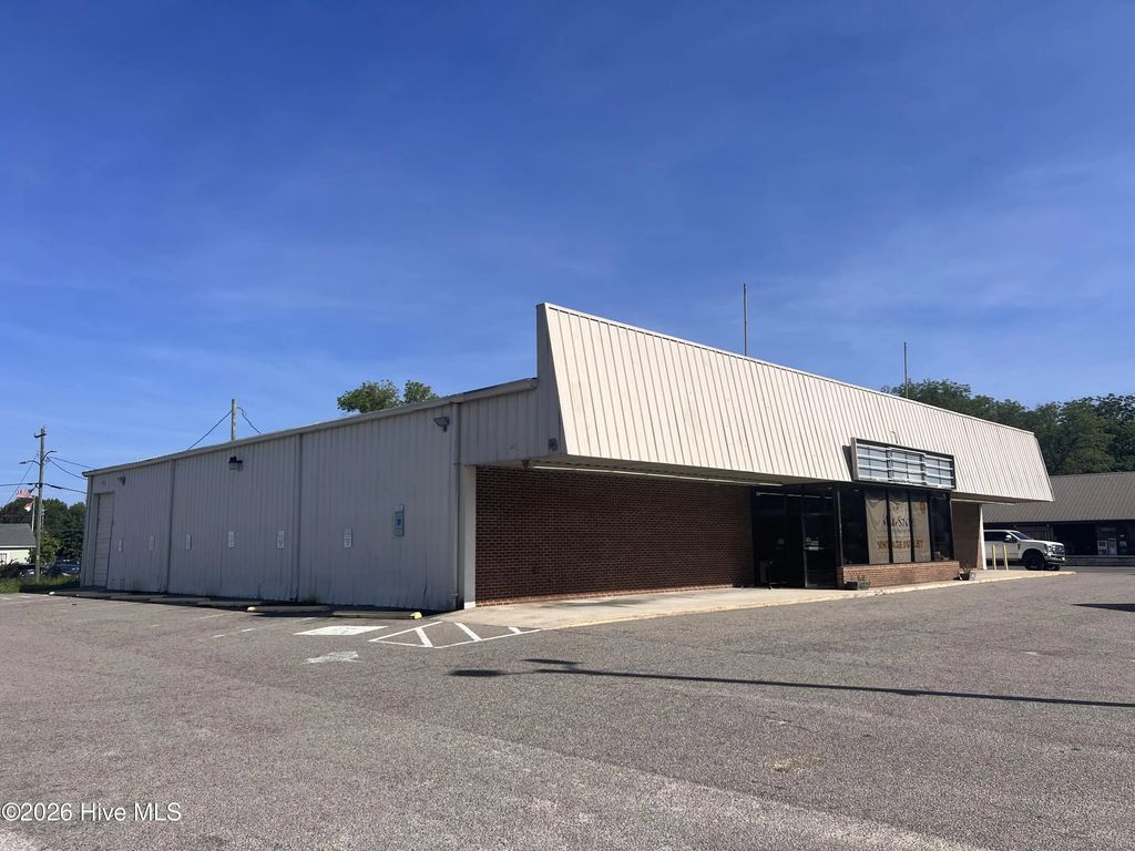 177 N Sycamore Street, Aberdeen