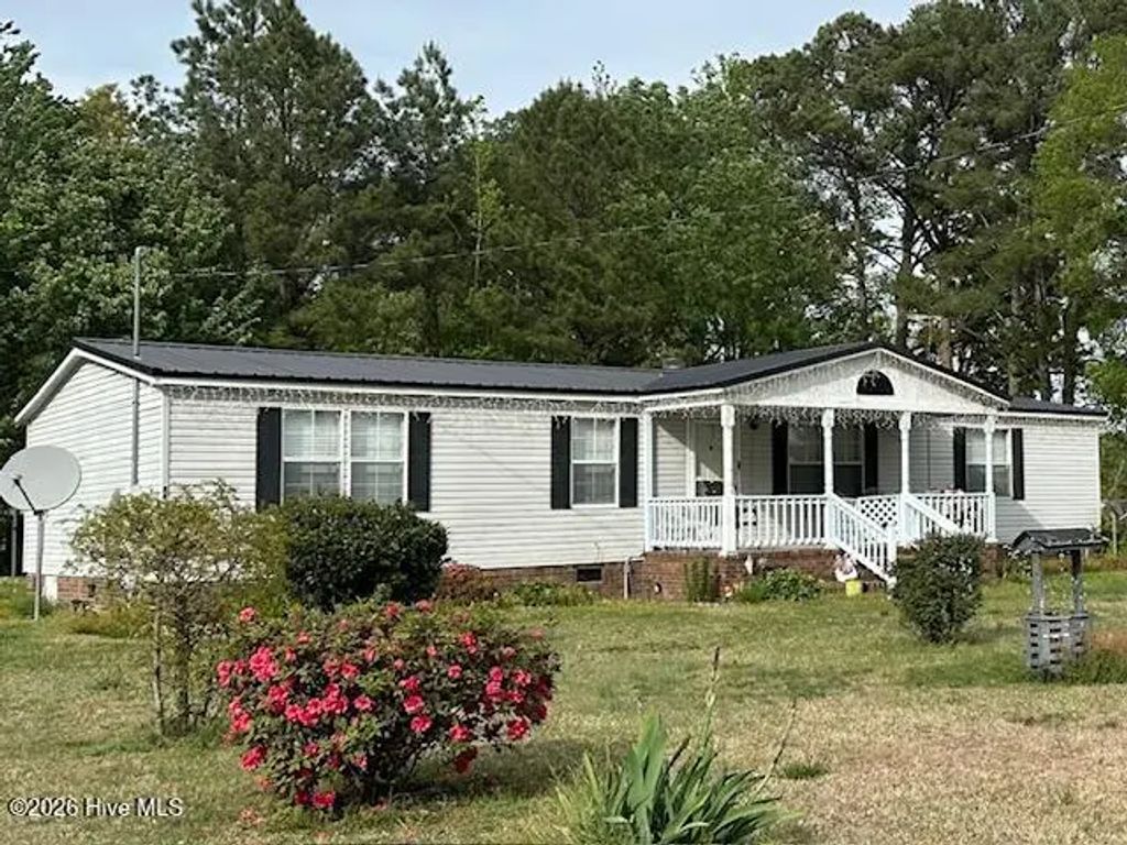 80 Lancaster Farm Road, Whitakers
