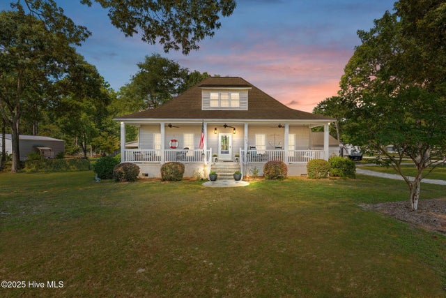 754 Hardison Drive, Minnesott Beach