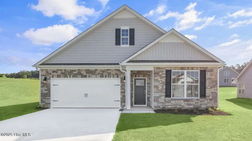 631 Pine Dune Lane, Aberdeen