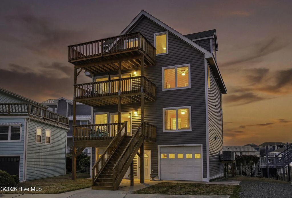 103 Mcleod Avenue, Topsail Beach