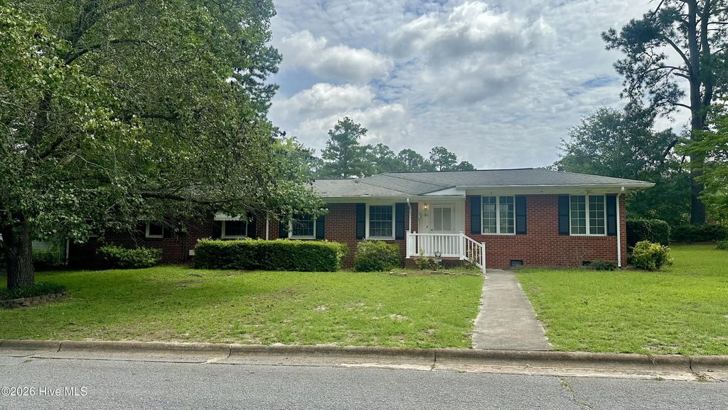 101 E Vance Street, Williamston