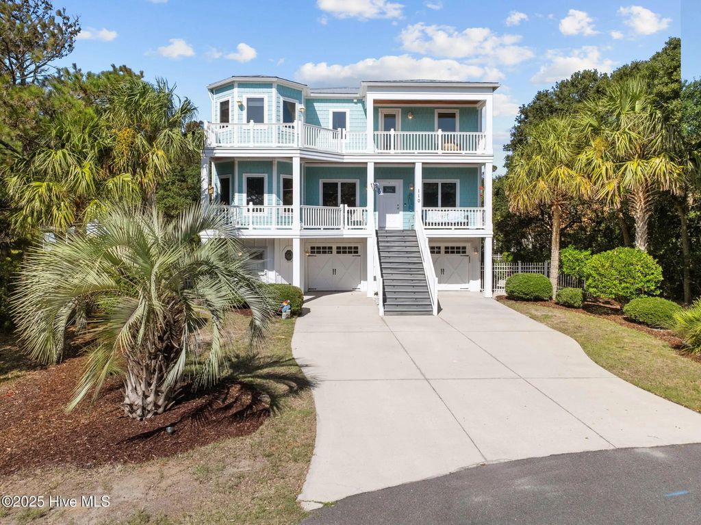 110 Camp Wyatt Court, Kure Beach