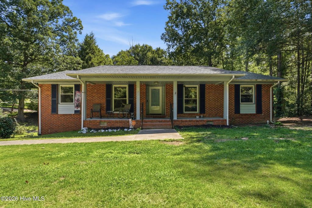 112 Marilyn Avenue, Rockingham