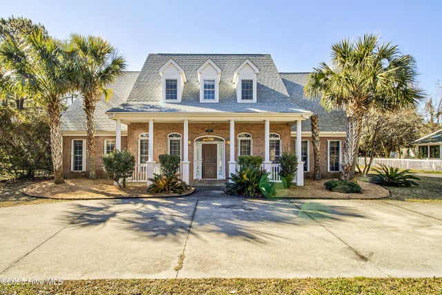 613 Clarendon Avenue, Carolina Beach