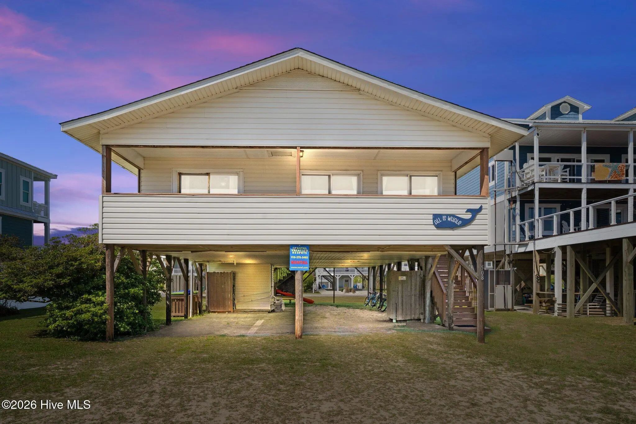508 W Beach Drive, Oak Island Beach