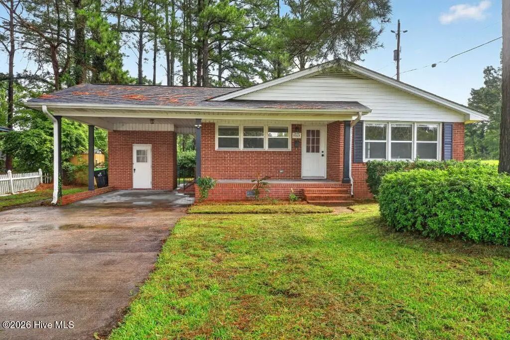 2400 N Hills Drive, New Bern