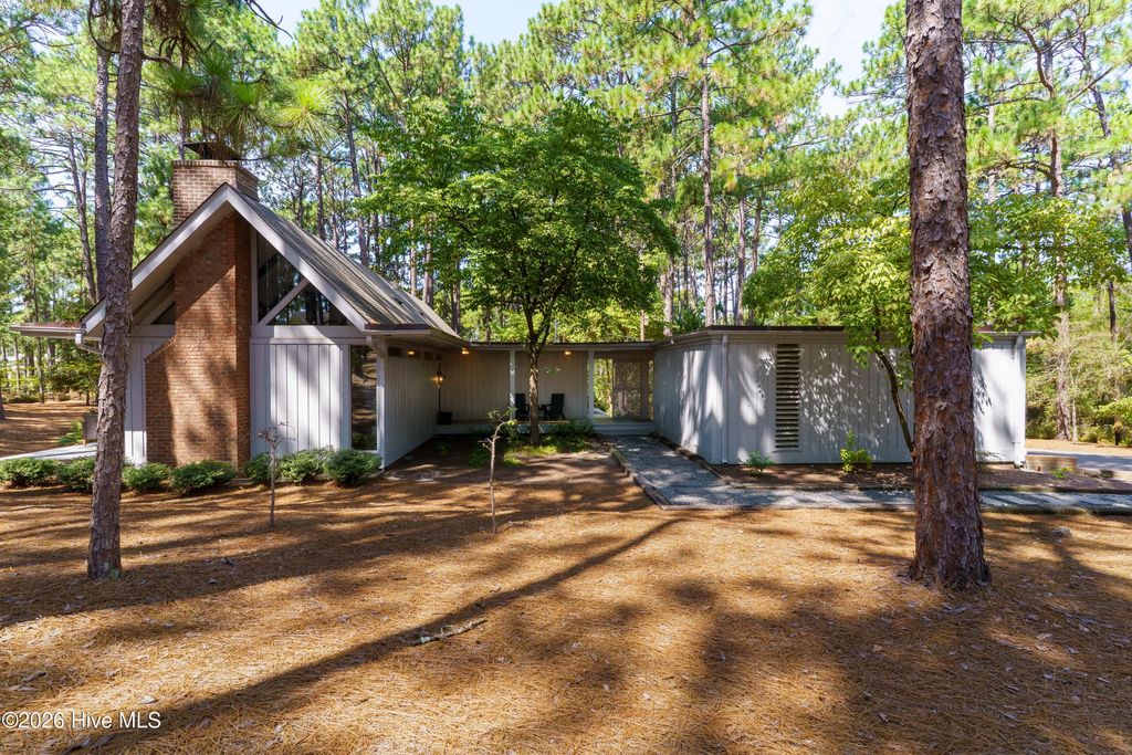 20 Pine Valley Circle, Pinehurst