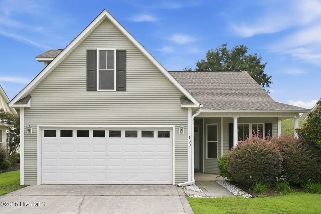 130 Azalea Drive, Hampstead