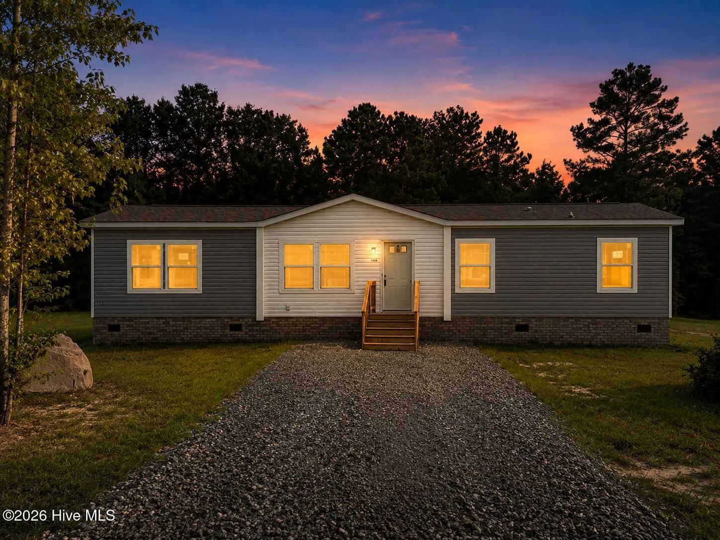 1184 Easy Street Se, Bolivia