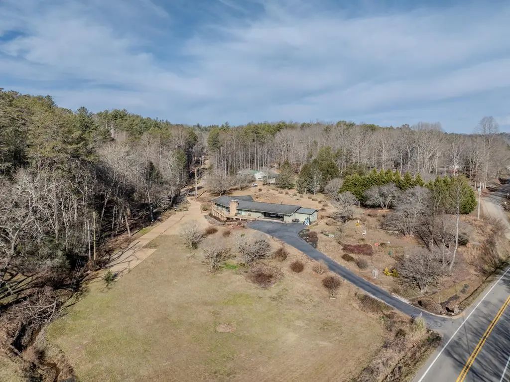3717 Nc Highway 141, Peachtree