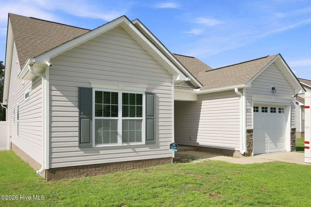 327 Tamarack Drive, Ayden