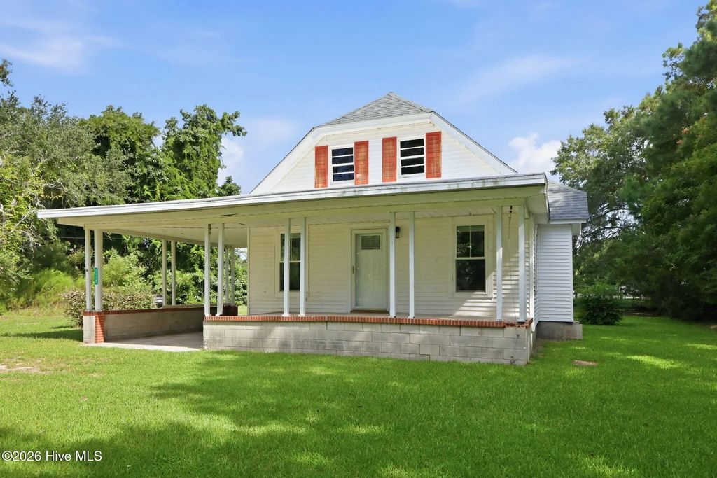 1112 Wilson Avenue, Morehead City