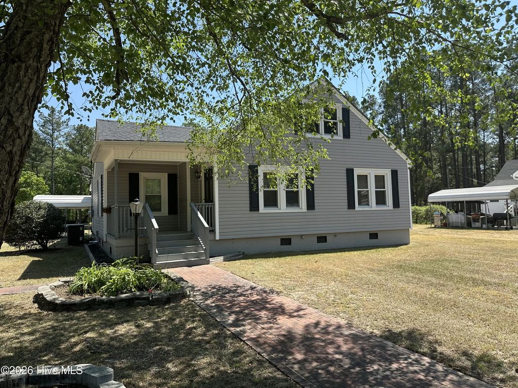 10460 X-way Road, Laurinburg