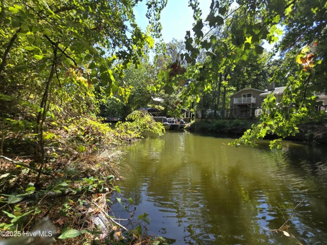 33 & 34 Leeward Drive, Hertford