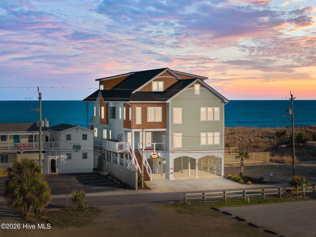 312 Carolina Beach Avenue N, Carolina Beach