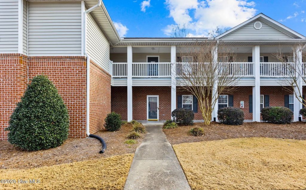 2412 King Richard Court F, Greenville