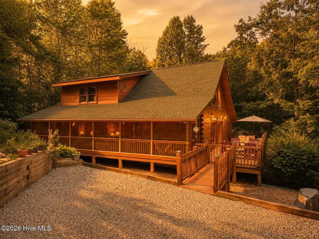 314 Carringer Road, Robbinsville