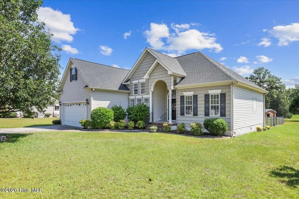 202 Mossburg Drive, Goldsboro