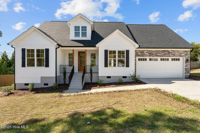 106 Camberly Lane, Aberdeen