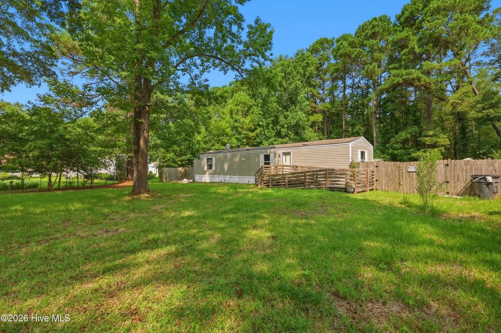 1426 Cherrytree Road Ne, Winnabow