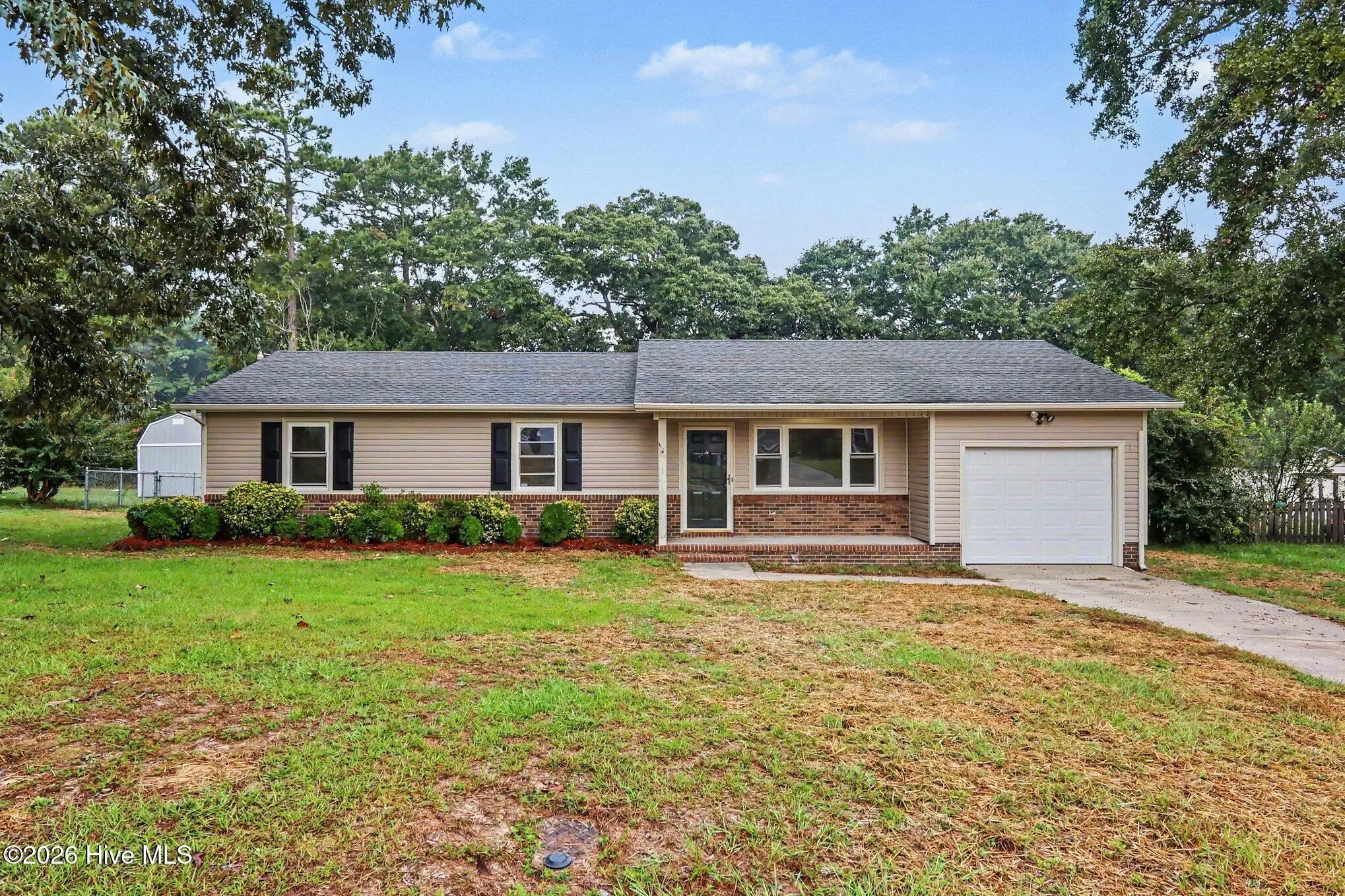 105 Lake Hurst Drive, Dudley