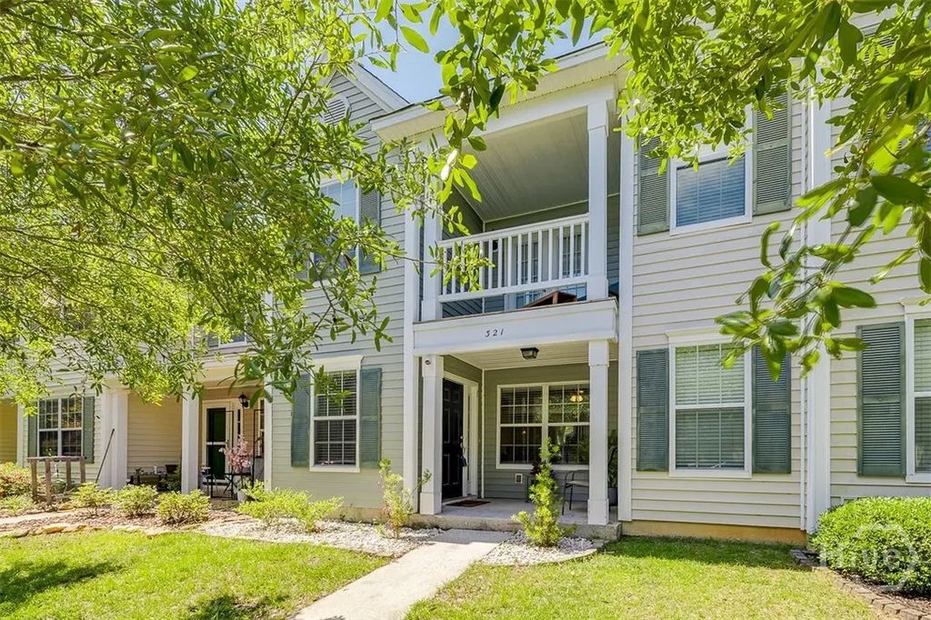 321 Hitching Post Lane, Pooler