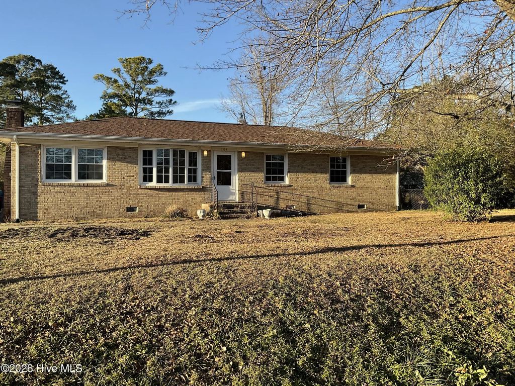 104 Greencrest Circle, Jacksonville