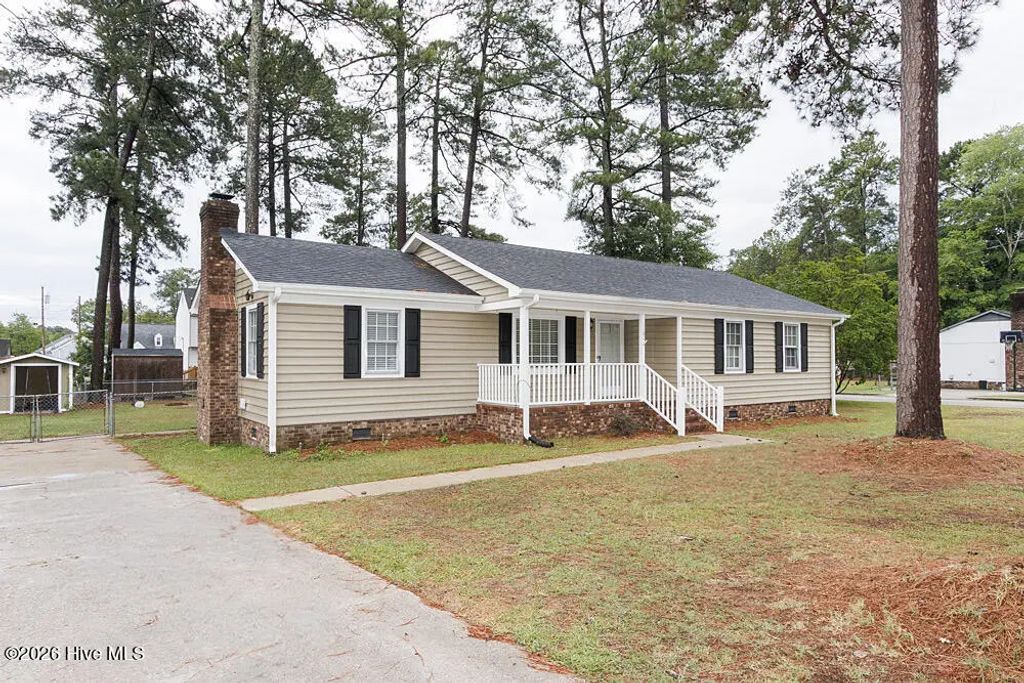 1101 Strawbush Road, Rocky Mount