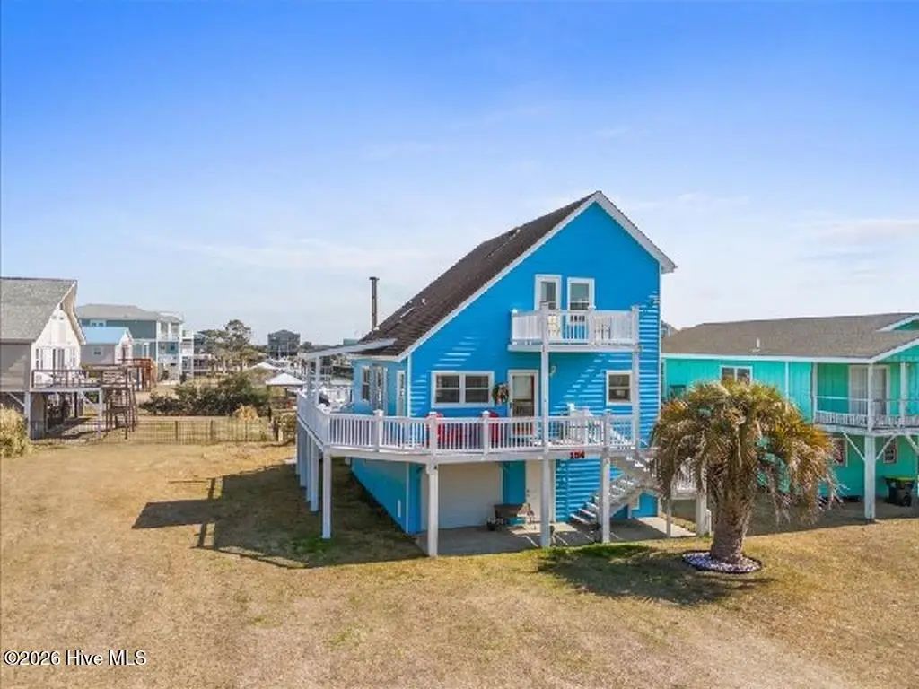 154 Sand Dollar Street, Holden Beach