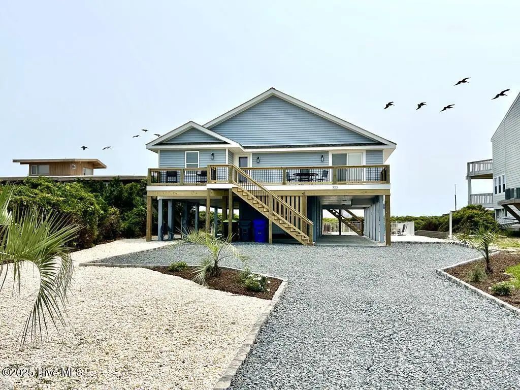323 Caswell Beach Road, Oak Island