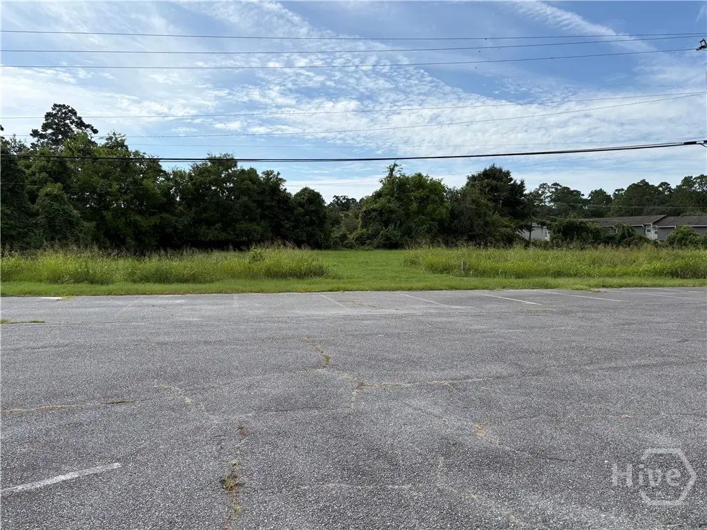 183 Wilshire Boulevard, Savannah