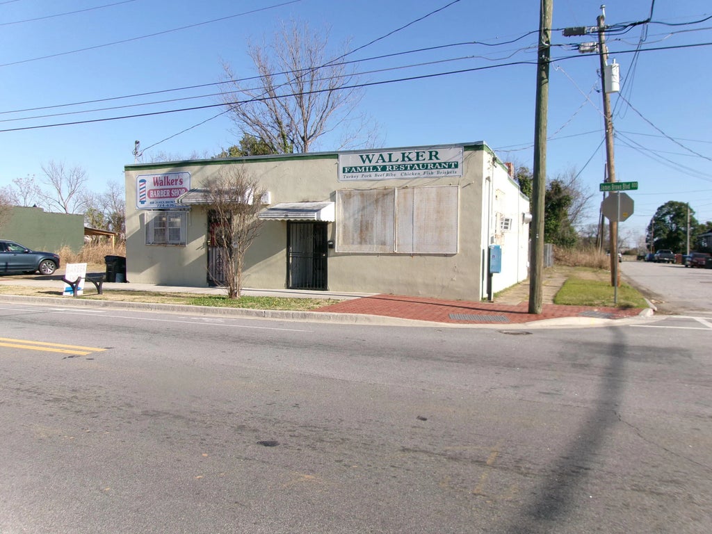 818 James Brown Boulevard, 