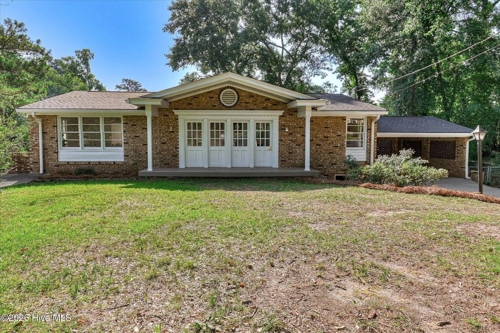 502 Arnlee Way, Richmond