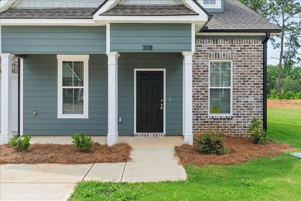 143 Copper Ridge Road, Columbia