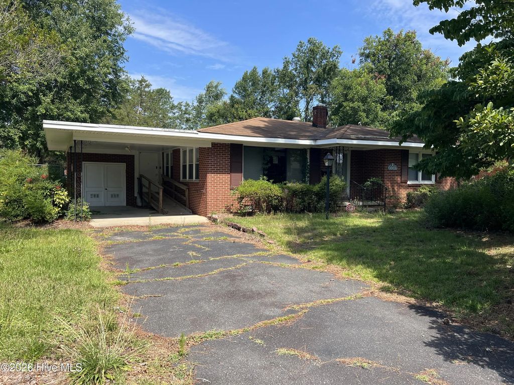 1003 S Best Street, Goldsboro