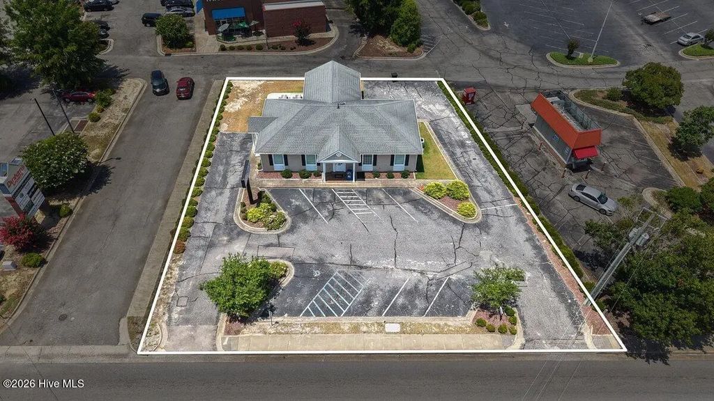 313 N Berkeley Boulevard, Goldsboro