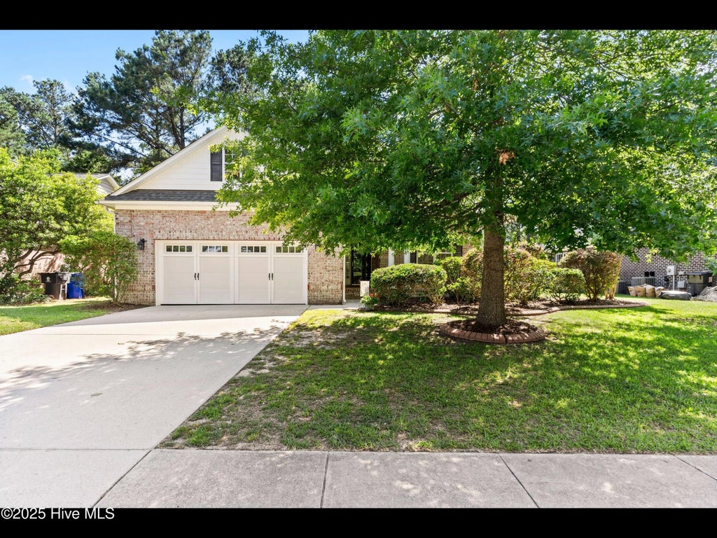 822 Lambrook Drive, Wilmington