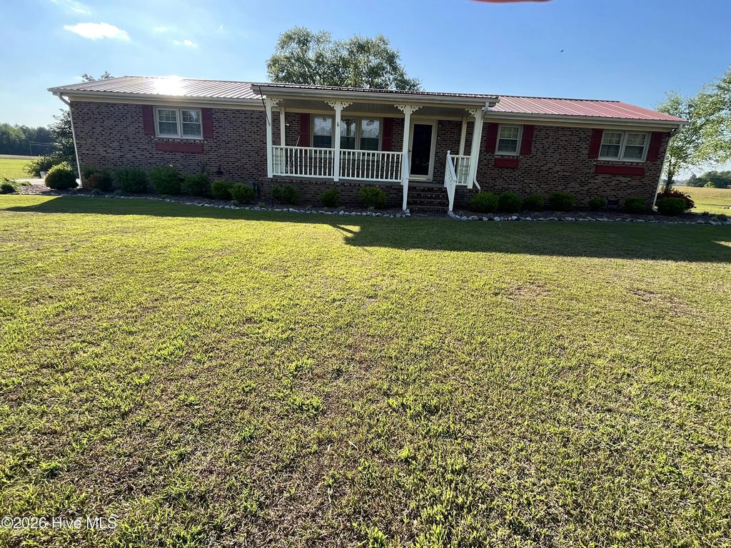 10762 James B. White Hwy S., Whiteville