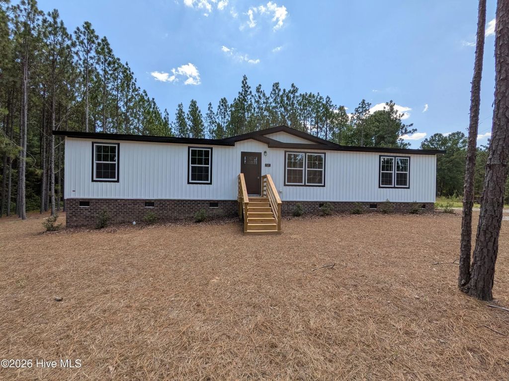 521 Veronica Way, West End
