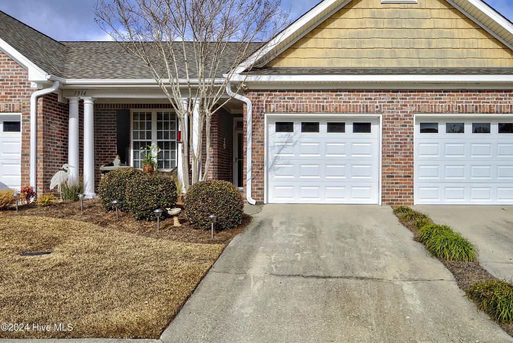 1314 Suncrest Way, Leland