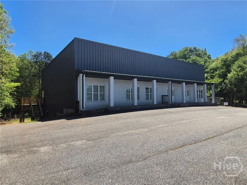 320 Mill Creek Drive A, Hull