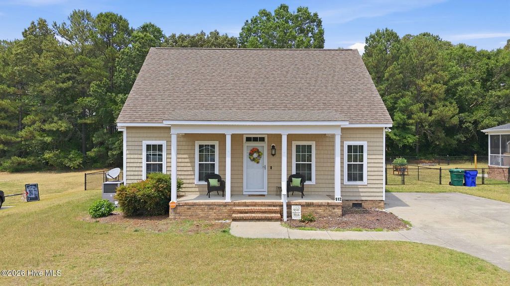 912 E Birchwood Drive, Nashville